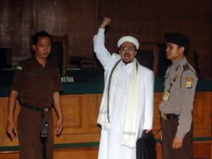Habib Rizieq dan Polisi
