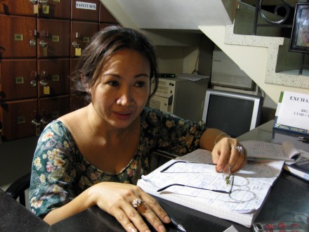 Ibu Pengelola Losmen Ngoc Minh
