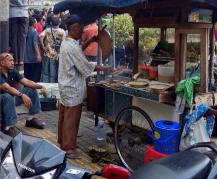 Satay Vendor Jakarta Sarinah Terrorist